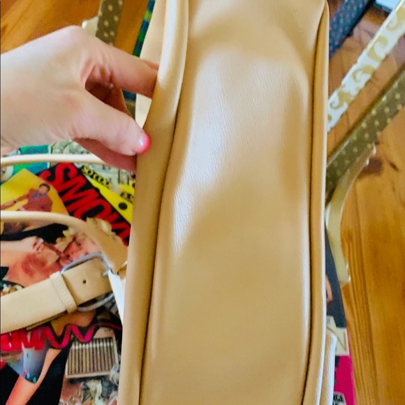 ❤️MANIANI SATCHEL 💕 - Picture 4 of 8